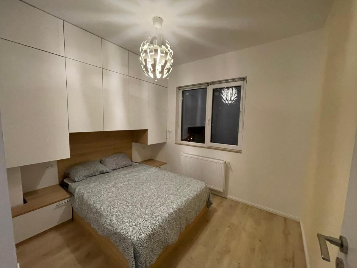 Treasure Luxury Apartment Palace Bucarest Esterno foto