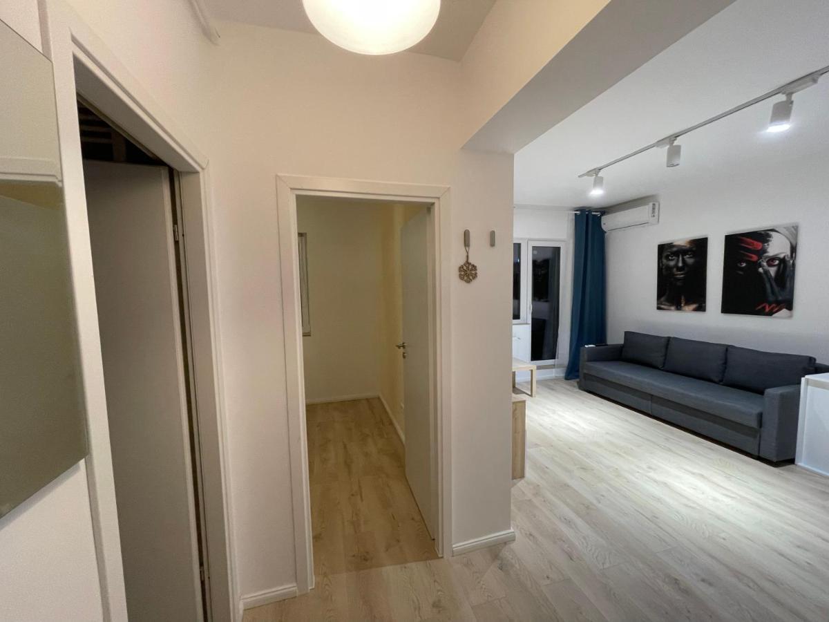 Treasure Luxury Apartment Palace Bucarest Esterno foto