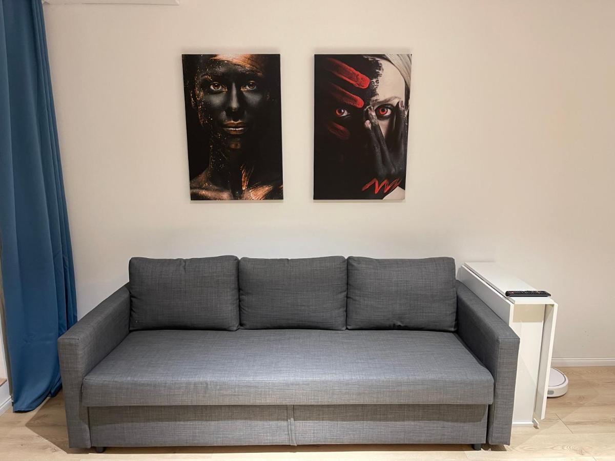 Treasure Luxury Apartment Palace Bucarest Esterno foto